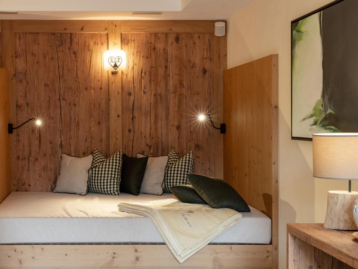 Hotel Falken Pfalzen Buitenkant foto